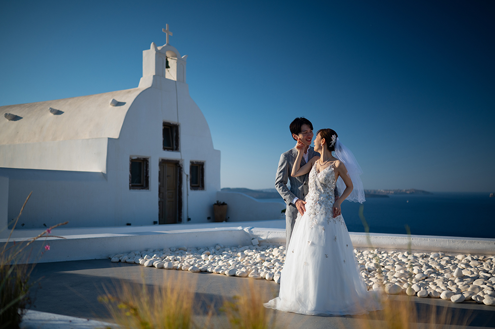 next-day photoshoot in santorini